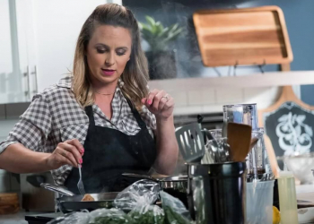 Watch This Air Force Wife’s Food Network ‘Comeback’