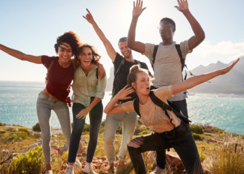 9 reasons military spouses make the best friends