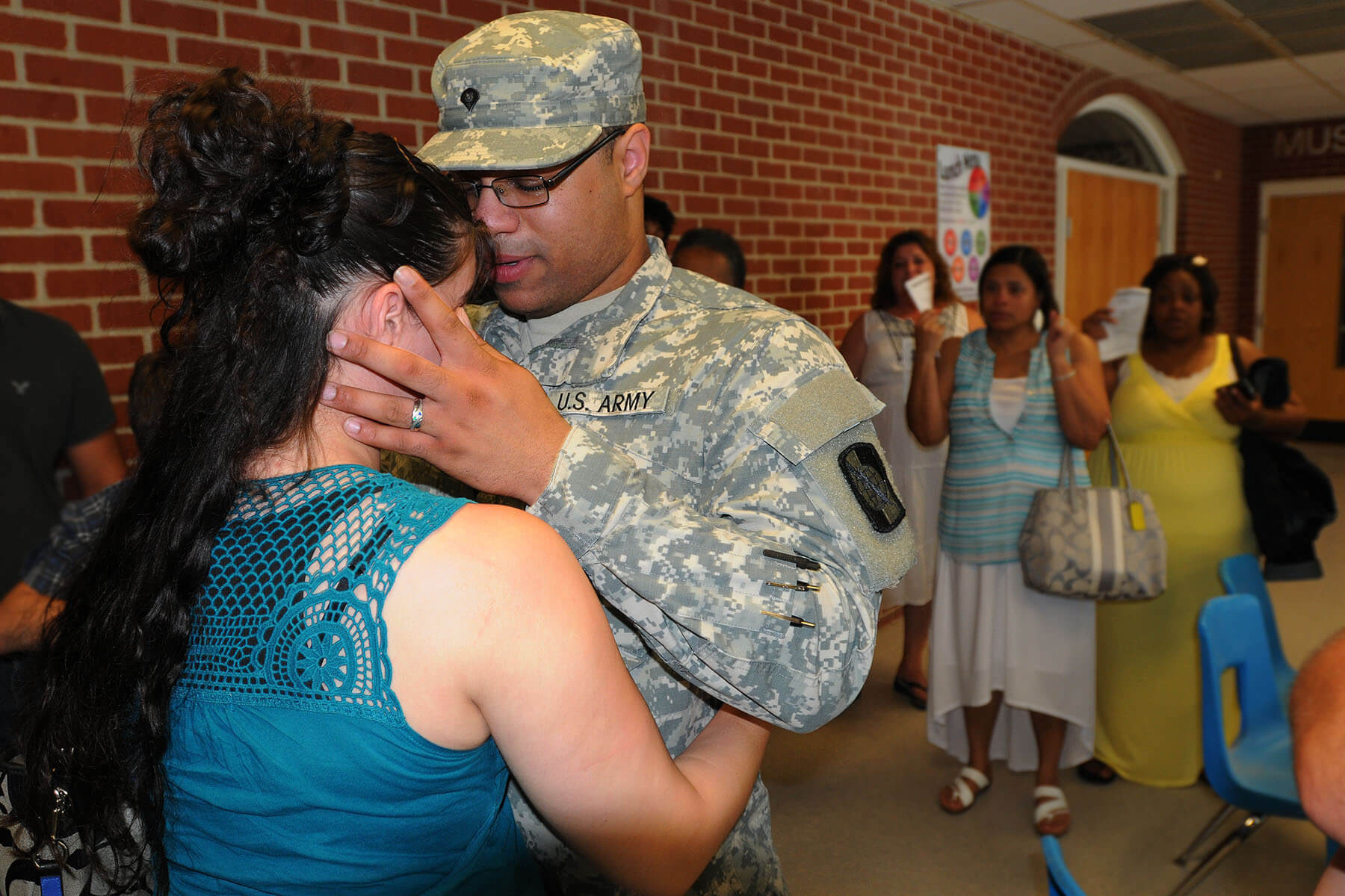 7 things military spouses can do to stay positive during a TDY