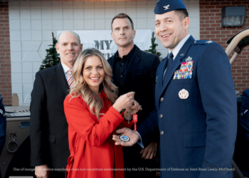 ‘Full House’ actress stars in Christmas movie honoring military service