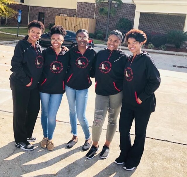 Retired soldier creates ‘ lifeline ’ for women who served