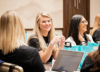 effectively manage teams