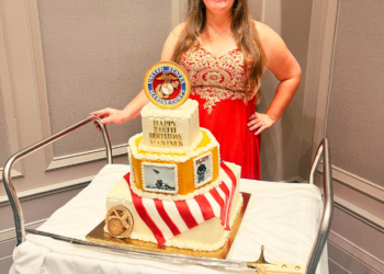 Patriotic baker turns craft into ‘sweet’ acts of kindness