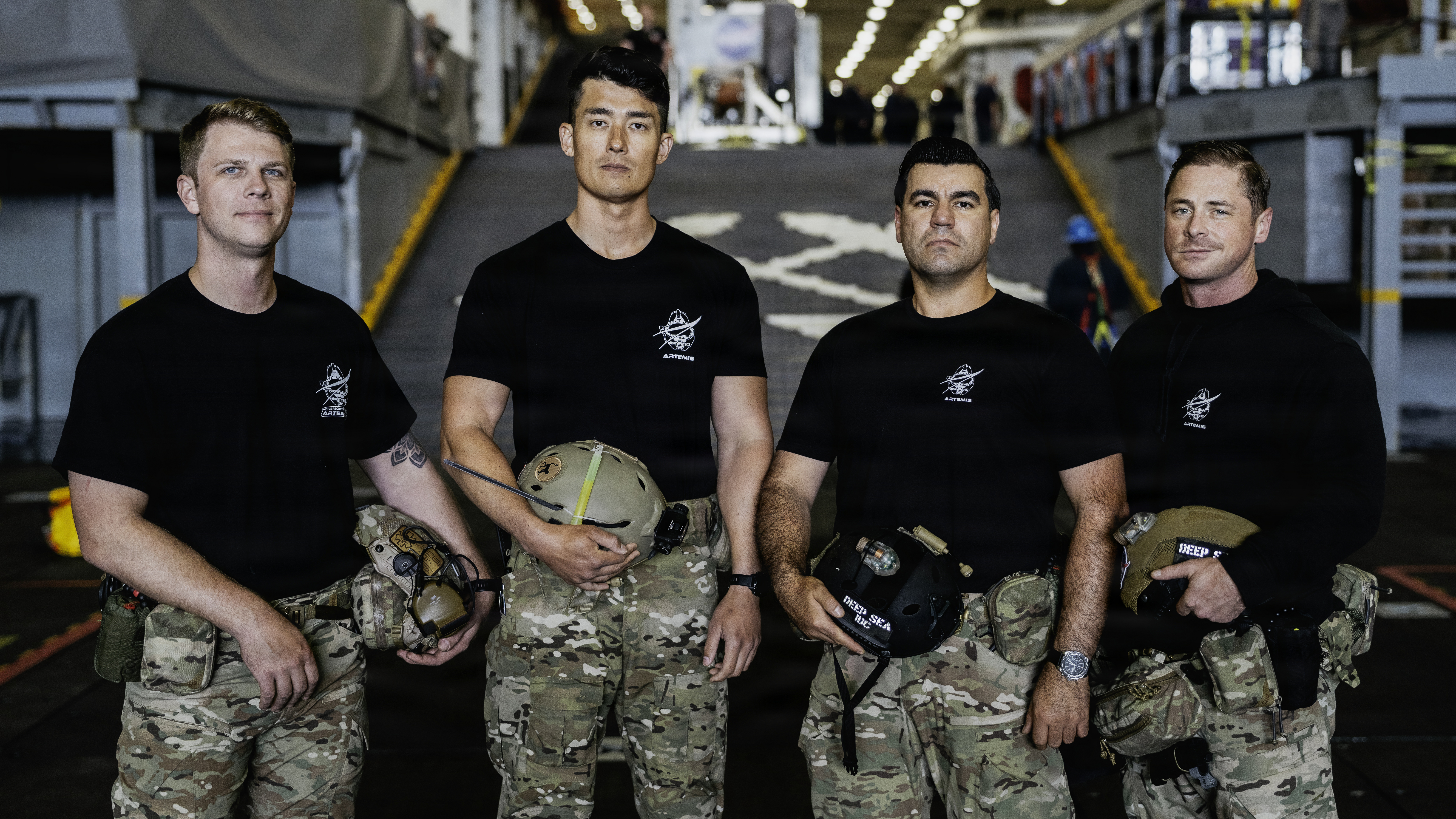 The Navy divers who welcomed Artemis astronauts back to Earth